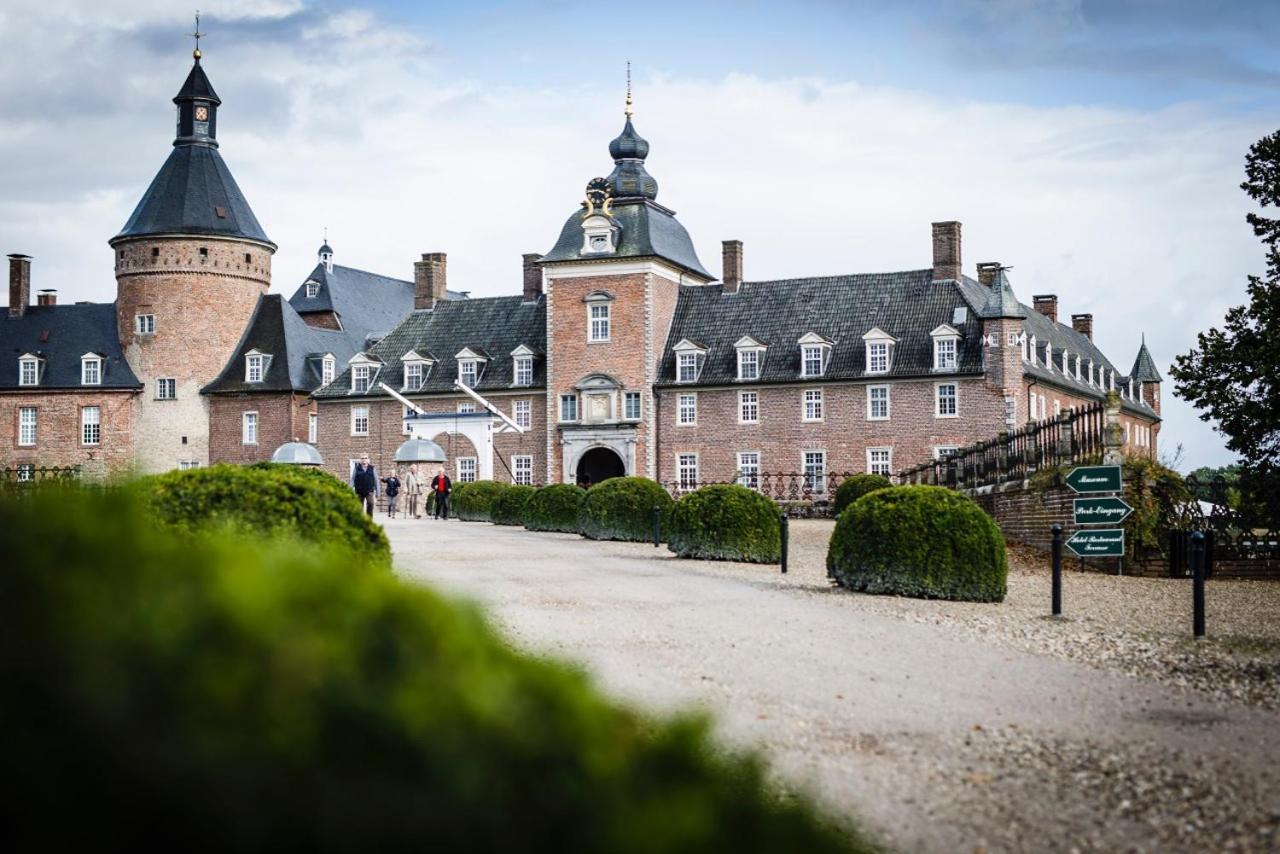 Romantik Parkhotel Wasserburg Anholt Isselburg Exterior foto